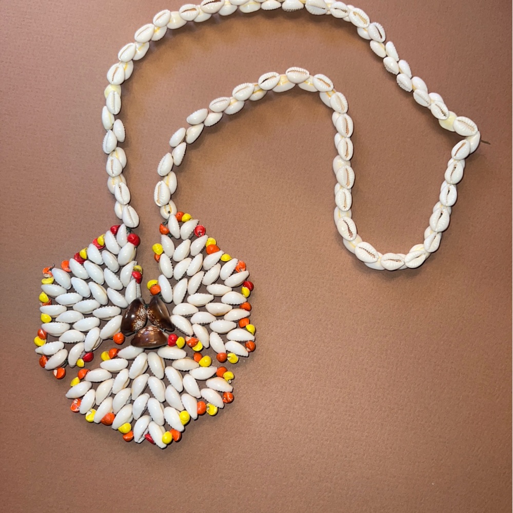 Authentic Hawaiian Vintage Handmade Cone Shell Beaded Long Necklace